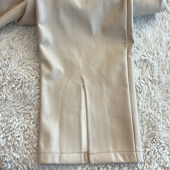 Shade of Blonde cream faux leather straight leg slit pants size medium NWT - Picture 7 of 7